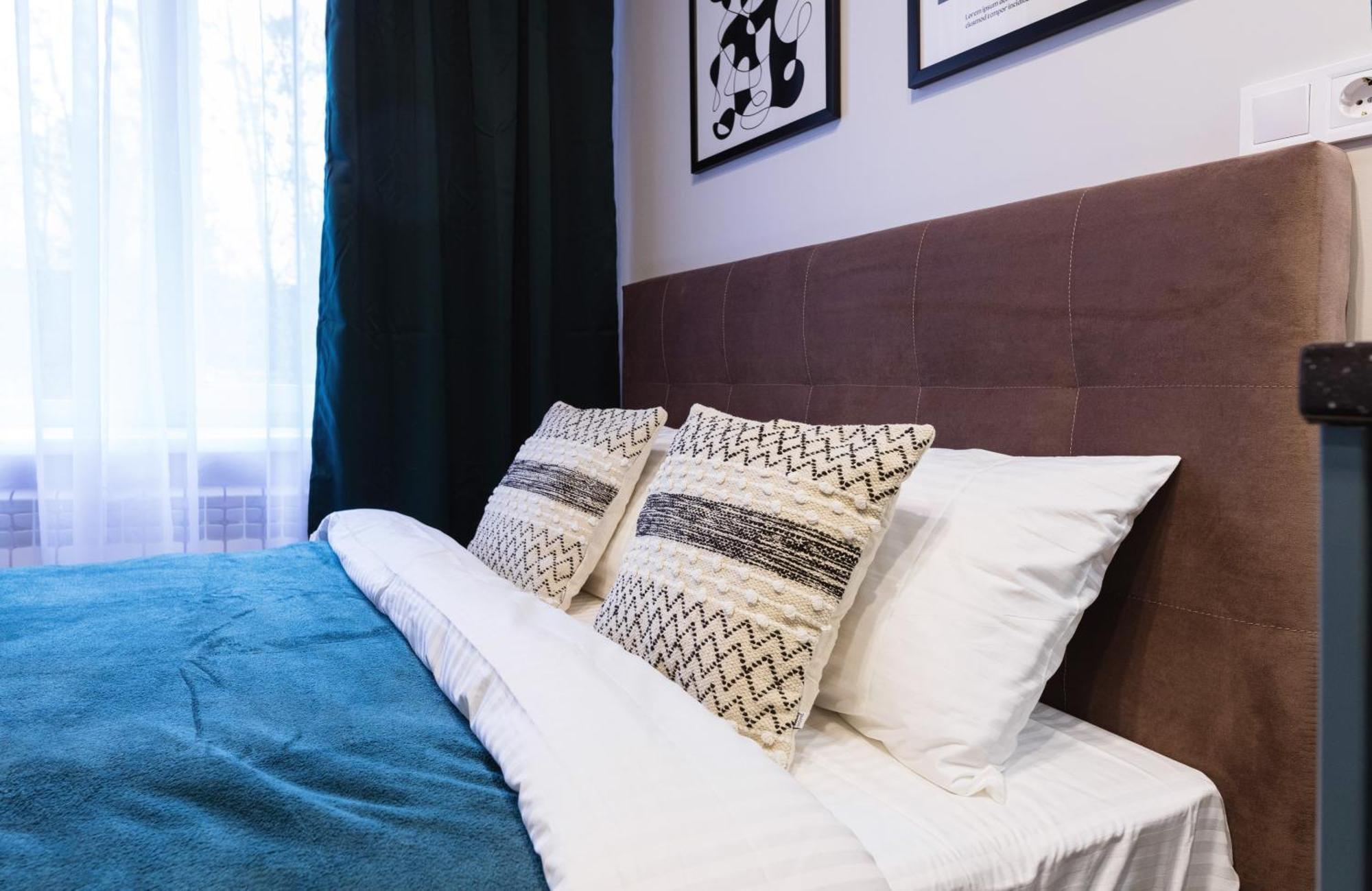 Modern In Nivki Park Apartment Kiew